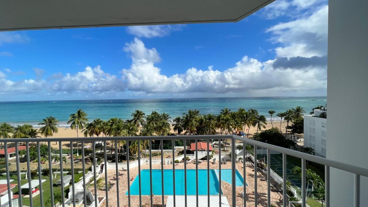 Ocean Front 2 Bedroom & Bath In Isla Verde サンジョアン エクステリア 写真